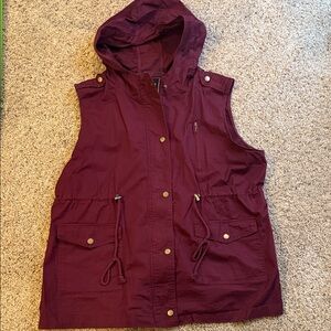 Zenana Outfitters Maroon Hooded Vest